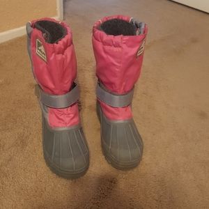 Snow boots Arctic Ridge.